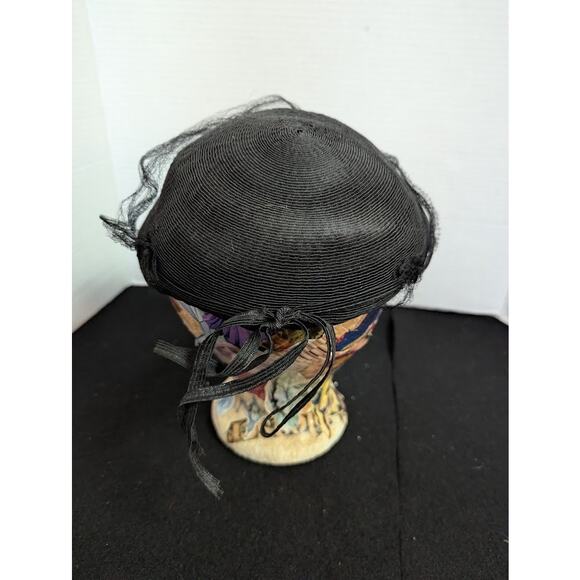 Vintage Black Pillbox Hat Veil 1940s 50s Noir Goth Mourning Pinup Rockabilly main image 10